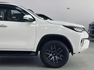 Toyota Fortuner 2.7V 4x2 AT 2018 - Cần bán xe Toyota Fortuner 2.7V 4x2 AT sản xuất 2018, màu trắng, nhập khẩu