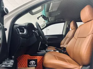 Toyota Fortuner 2.7V 4x2 AT 2018 - Cần bán xe Toyota Fortuner 2.7V 4x2 AT sản xuất 2018, màu trắng, nhập khẩu