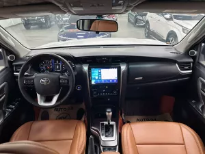 Toyota Fortuner 2.7V 4x2 AT 2018 - Cần bán xe Toyota Fortuner 2.7V 4x2 AT sản xuất 2018, màu trắng, nhập khẩu