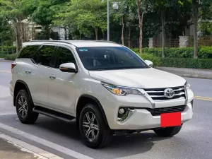 Toyota Fortuner 2.4G 4x2 AT 2020 - Bán Toyota Fortuner 2.4G 4x2 AT đời 2020, màu trắng giá cạnh tranh