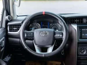 Toyota Fortuner 2.4G 4x2 AT 2020 - Bán Toyota Fortuner 2.4G 4x2 AT đời 2020, màu trắng giá cạnh tranh