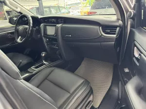 Toyota Fortuner 2.4L 4x2 AT 2023 - Cần bán Toyota Fortuner 2.4L 4x2 AT đời 2023, màu bạc giá cạnh tranh