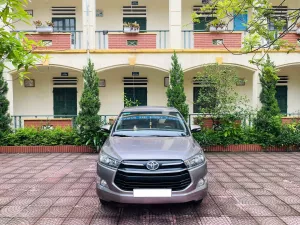 Toyota Innova 2.0E 2020 - Gia đình cần bán Toyota Innova 2.0E  2020