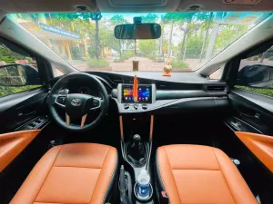 Toyota Innova 2.0E 2020 - Gia đình cần bán Toyota Innova 2.0E  2020