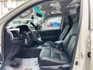 Toyota Hilux 2.4L 4x2 AT 2021 - Bán xe Toyota Hilux 2.4L 4x2 AT đời 2021, màu trắng, nhập khẩu chính hãng