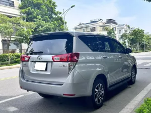 Toyota Innova E 2.0 MT 2023 - Bán ô tô Toyota Innova E 2.0 MT năm 2023, màu bạc, 629tr