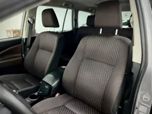 Toyota Innova E 2.0 MT 2023 - Bán ô tô Toyota Innova E 2.0 MT năm 2023, màu bạc, 629tr