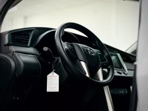Toyota Innova E 2.0 MT 2023 - Bán ô tô Toyota Innova E 2.0 MT năm 2023, màu bạc, 629tr