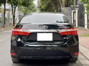 Toyota Corolla Altis 1.8G AT 2017 - Cần bán Toyota Corolla Altis 1.8G AT đời 2017, màu đen