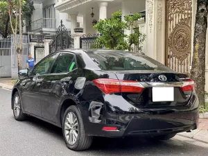 Toyota Corolla Altis 1.8G AT 2017 - Cần bán Toyota Corolla Altis 1.8G AT đời 2017, màu đen