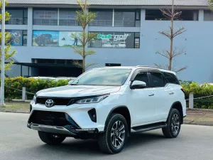 Toyota Fortuner legender 2.4L 4x2 AT 2022 - Bán xe Toyota Fortuner legender 2.4L 4x2 AT đời 2022, màu trắng, 990tr