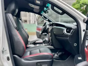 Toyota Fortuner legender 2.4L 4x2 AT 2022 - Bán xe Toyota Fortuner legender 2.4L 4x2 AT đời 2022, màu trắng, 990tr