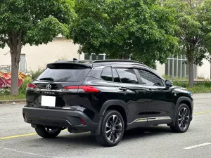 Toyota Corolla Cross 1.8V 2022 - Cần bán xe Toyota Corolla Cross 1.8V đời 2022, màu đen, nhập khẩu chính hãng, giá 668tr