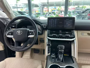 Toyota Land Cruiser LC300 2024 - LAND CRUISER LC300 SẢN XUẤT 2024 TÊN CTY 