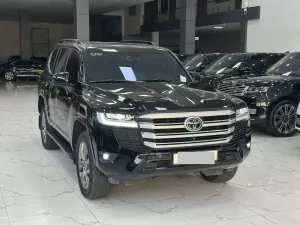 Toyota Land Cruiser LC300 2024 - TOYOTA LANDCRUISER LC300 2024 Tên Cty Đi 7 nghìn như xe mới 