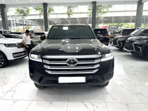 Toyota Land Cruiser LC300 2025 - Bán Xe Toyota Land Cruiser LC300 Đen nt Đen sản xuất năm 2025 tên cty xe đi có 400 Km như xe mới tinh