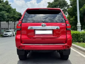 Toyota Land Cruiser Prado VX 2.7L 2023 - Bán xe Toyota Land Cruiser Prado VX 2.7L đời 2023, màu đỏ, nhập khẩu nguyên chiếc