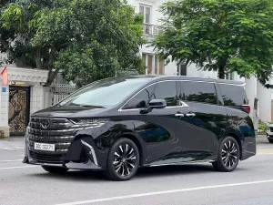 Toyota Alphard 2024 - Bán ô tô Toyota Alphard  2024, màu đen, xe nhập Nhật, chạy siêu lướt 