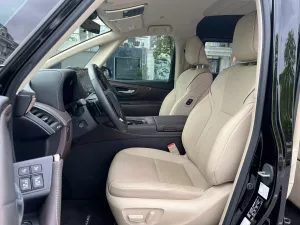 Toyota Alphard 2024 - Bán ô tô Toyota Alphard  2024, màu đen, xe nhập Nhật, chạy siêu lướt 