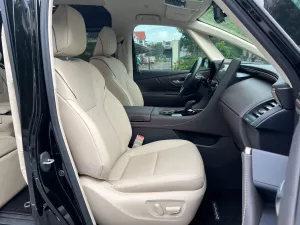 Toyota Alphard 2024 - Bán ô tô Toyota Alphard  2024, màu đen, xe nhập Nhật, chạy siêu lướt 