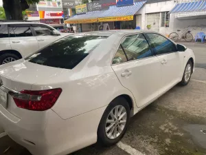 Toyota Camry 2.0E 2014 - Camry 2014 gia đình đổi xe mới cần bán