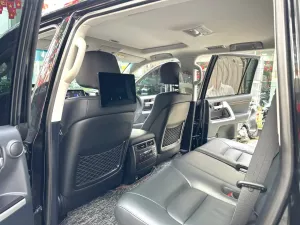 Toyota Land Cruiser LC200 2020 - 𝐓𝐨𝐲𝐨𝐭𝐚 𝐋𝐚𝐧𝐝 𝐂𝐫𝐮𝐢𝐬𝐞𝐫 𝐋𝐂𝟐𝟎𝟎 𝐒𝐚̉𝐧 𝐗𝐮𝐚̂́𝐭 𝟐𝟎𝟐𝟎 một chủ tuên cty 