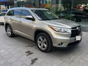 Toyota Highlander Limited  2015 - 𝐇𝐢𝐠𝐡𝐥𝐚𝐧𝐝𝐞𝐫 𝐋𝐢𝐦𝐢𝐭𝐞𝐝 𝟑.𝟓𝐕𝟔 𝐱𝐮𝐚̂́𝐭 𝐌𝐲̃. 𝐒𝐚̉𝐧 𝐱𝐮𝐚̂́𝐭 𝐧𝐚̆𝐦 𝟐𝟎𝟏𝟓 