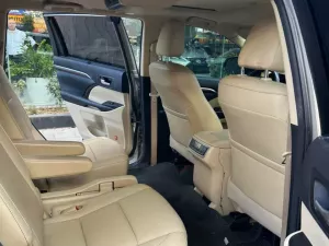 Toyota Highlander Limited  2015 - 𝐇𝐢𝐠𝐡𝐥𝐚𝐧𝐝𝐞𝐫 𝐋𝐢𝐦𝐢𝐭𝐞𝐝 𝟑.𝟓𝐕𝟔 𝐱𝐮𝐚̂́𝐭 𝐌𝐲̃. 𝐒𝐚̉𝐧 𝐱𝐮𝐚̂́𝐭 𝐧𝐚̆𝐦 𝟐𝟎𝟏𝟓 
