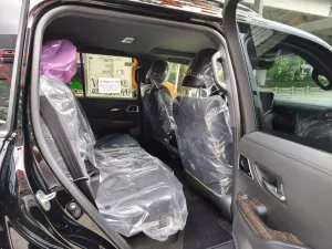 Toyota Land Cruiser LC300 2025 - LC300 Đen nt đen  2025 Mới 100%, xe em đang có sẵn, Anh chị lấy xe có xe luôn ah