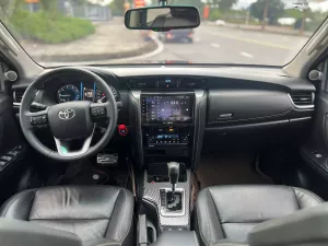 Toyota Fortuner 2020 - Fortuner máy dầu số tự động 1 cầu đời 2020 form mới