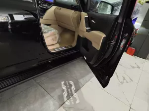 Toyota Land Cruiser LC300 2025 - SẴN XE XEM TRỰC TIẾP LẤY LUÔN  MỚI 100%