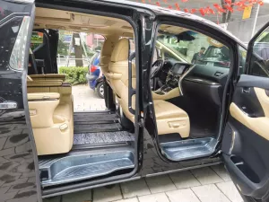 Toyota Alphard Executive Lounge  2022 - Bán xeToyota Alphard Executive Louge Sản xuất 2022 đi 1 vạn Km Xe rất mới 