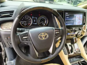 Toyota Alphard Executive Lounge  2022 - Bán xeToyota Alphard Executive Louge Sản xuất 2022 đi 1 vạn Km Xe rất mới 