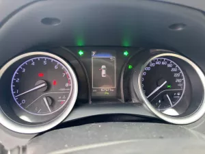 Toyota Camry 2.0G 2020