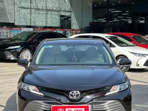Toyota Camry 2.0G 2020