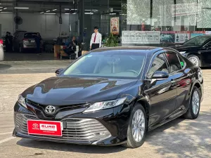 Toyota Camry 2.0G 2020