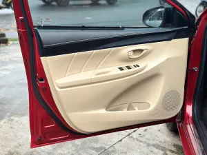 Toyota Yaris 1.3E 2015