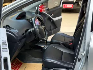 Toyota Yaris Yaris 1.5 AT 2011 màu bạc, nhập thái  2011 - Cần bán Toyota Yaris Yaris 1.5 AT 2011 màu bạc, nhập thái đời 2011, nhập khẩu, giá tốt