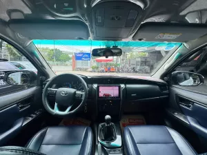 Toyota Fortuner 2.4G MT 2023