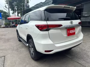 Toyota Fortuner 2.4G MT 2023