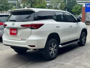 Toyota Fortuner 2.4G MT 2023
