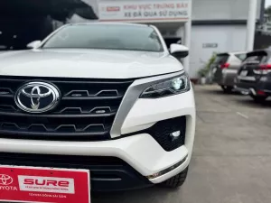 Toyota Fortuner 2.4G MT 2023