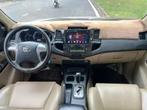 Toyota Fortuner Fortuner 2.7V AT 2016 - Bán xe Toyota Fortuner Fortuner 2.7V AT sản xuất 2016, màu bạc, giá chỉ 530 triệu