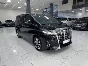 Toyota Alphard Executive Lounge 2021 - Em bán chiếc Alphard sản xuất 2021 màu Đen xe cá nhân sử dụng, lăn bánh đúng 6v Km xin, 