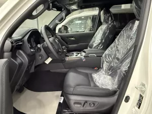 Toyota Alphard Executive Lounge 2021 - Em bán chiếc Alphard sản xuất 2021 màu Đen xe cá nhân sử dụng, lăn bánh đúng 6v Km xin, 