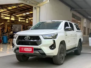 Toyota Hilux 2.4E AT 2024