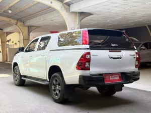 Toyota Hilux 2.4E AT 2024