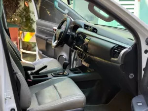 Toyota Hilux 2.4E AT 2024