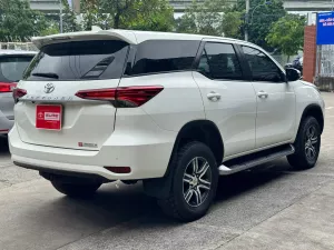 Toyota Fortuner Fortuner 2.4G MT 2023