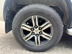 Toyota Fortuner Fortuner 2.4G MT 2023